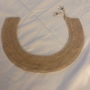 Vintage pearl collar